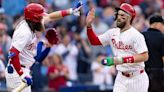 Deadspin | Bryce Harper, Phillies take aim at struggling Marlins