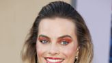 Fans Have Another Reason To Love Margot Robbie After She’s Spotted Using Sign Language With Fan In Resurfaced Video