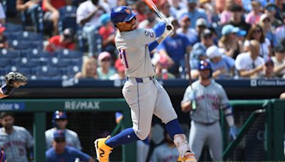 Mets' Francisco Lindor to get scan of sore back after leaving game for second time in three days