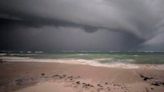 Beryl es ahora tormenta tropical, en tierra sobre Yucatán