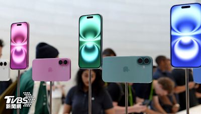 iPhone 16今晚預購！交貨遲到給1千、這間送6千禮包 通訊行優惠一覽│TVBS新聞網