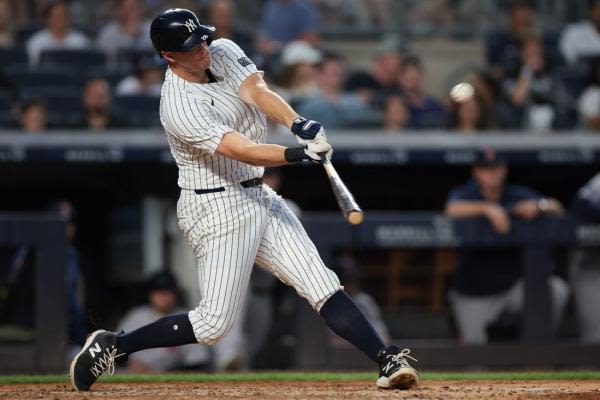 Yankees bench slump-ridden DJ LeMahieu