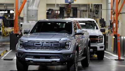 Ford's April sales dip, but hybrid shipments surge