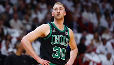 Hauser, Celtics agree to fully guaranteed 4-year, $45 million extension