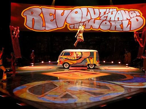 El show ‘Love’ del Cirque du Soleil, que homenajea a Los Beatles, dirá adiós después de 18 años