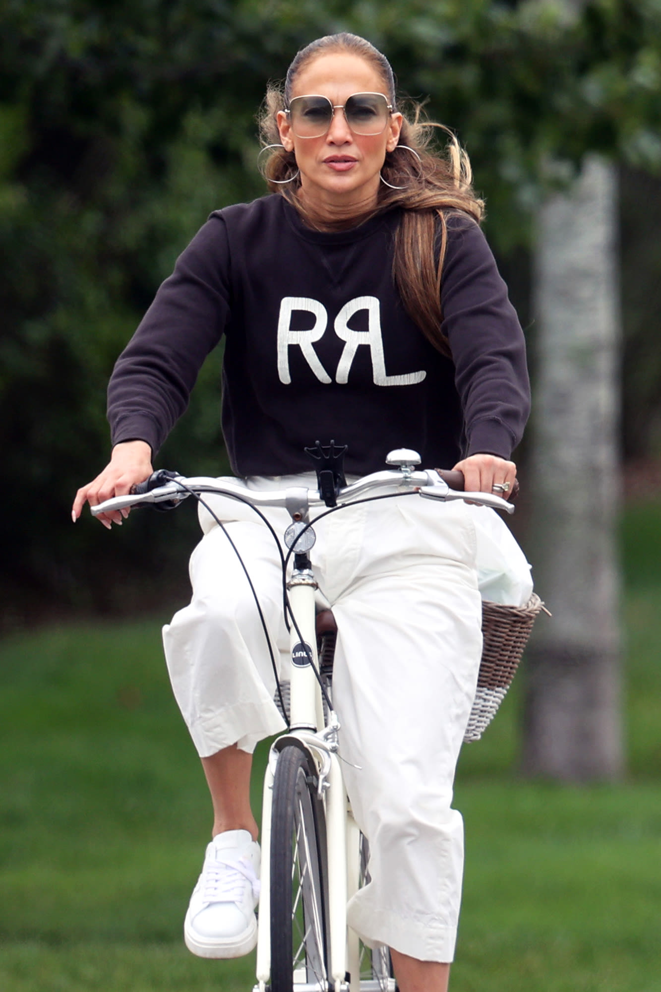 Jennifer Lopez Wears Ben Affleck Engagement Ring and Wedding Band During Bike Ride in the Hamptons