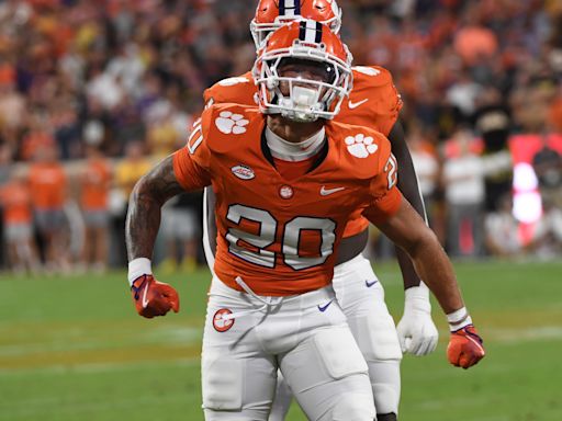 Why Falcons' AJ Terrell says brother Avieon at Clemson is 'ahead of me at every phase of football'