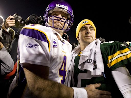 Jets quarterback Aaron Rodgers talks about his time spent watching Brett Favre