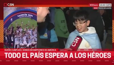 Un niño argentino carga contra la actuación de Shakira en la final: "Ese concierto de m****a" - MarcaTV