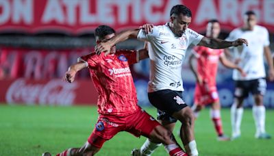 Corinthians y Argentinos Juniors, un choque en el que solo vale la victoria