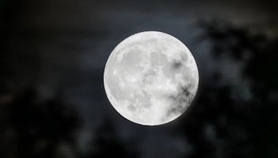 Cómo es el calendario lunar de mayo 2024 y qué día habrá Luna llena