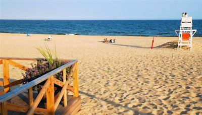 Two NY beaches make list of top 10 best beaches in the US