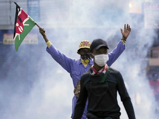 Kenya's president apologizes for arrogant officials and promises to act against police brutality