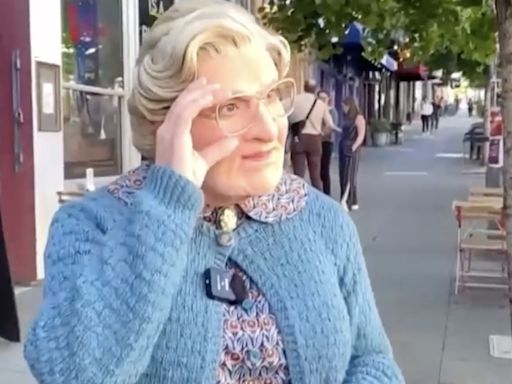 Video: MRS. DOUBTFIRE Hits the Streets of San Francisco Ahead of Bay Area Run