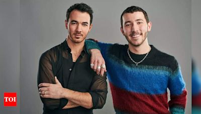 Claim to Fame hosts Kevin and Franklin Jonas tease 'the most famous' celebrity relatives they’ve ever had this season - Times of India