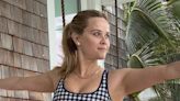 Reese Witherspoon Flaunts Her Toned Abs in Sports Bra and Leggings in New Video