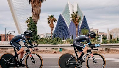 Las imágenes más espectaculares de la 1ª etapa de La Vuelta femenina'24