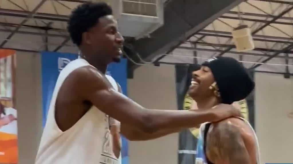 Louisville native D'Angelo Russell shares a special bond with Memphis' Jaren Jackson