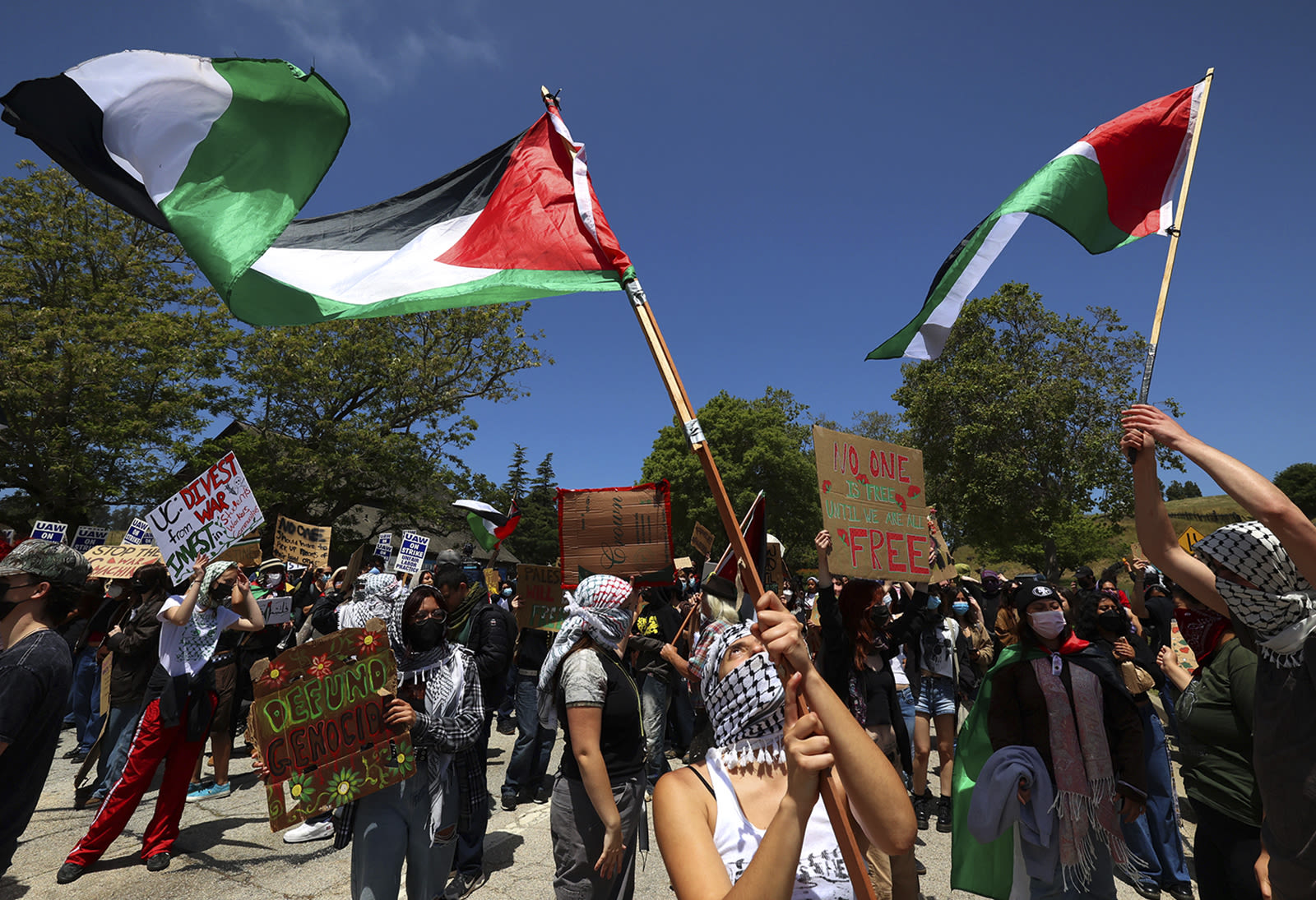 University of California academic workers strike to stand up for pro-Palestinian protesters