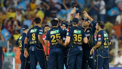 GT vs CSK Live Score, IPL Match Today: CSK 10/3 (2.5 Overs) Chennai Top Order Crumbles in Chase of 232 - News18