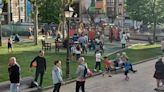 Siero contrata la nueva zona de juegos del parque de la Pola, que estará lista a fin de año