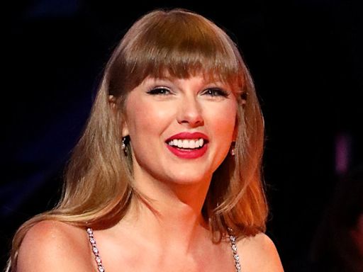 Taylor Swift Comments on Fan’s ‘Official Music Video’ for TTPD Song