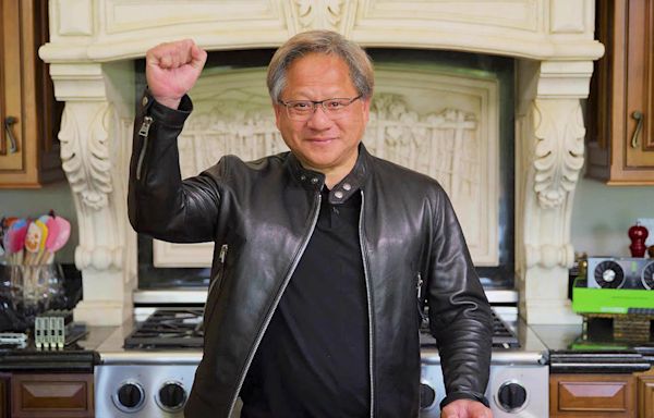 NVIDIA CEO Jensen Huang Discloses The Company's "Secret Sauce", Says He Still Serves Dishes The Best