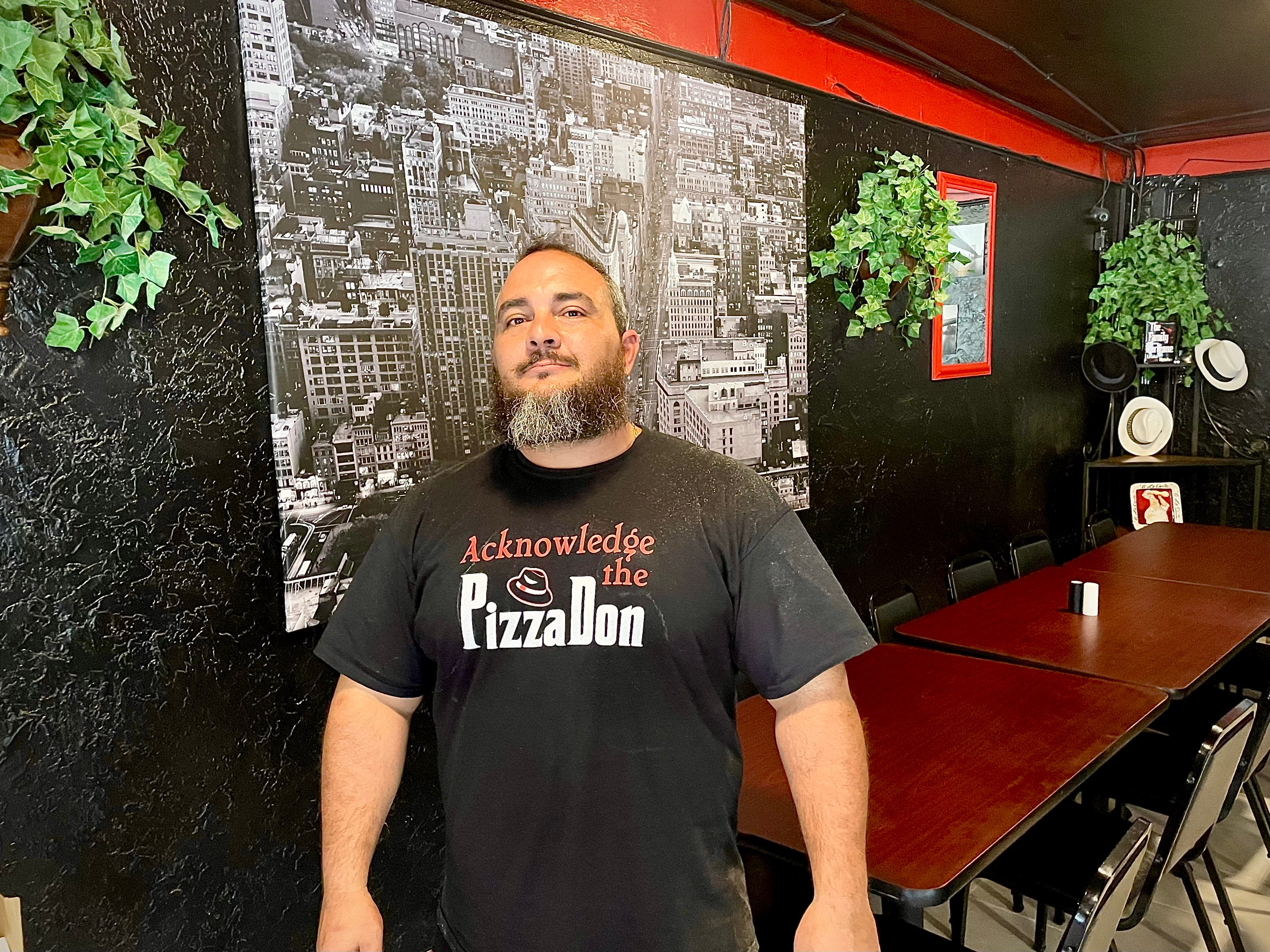 Restaurant news: Iconic pizza restaurant reopens at new Daytona Beach location