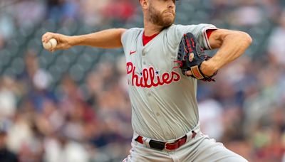 Phillies score late, shut out Twins