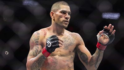 Alex Pereira wins by TKO over Khalil Rountree Jr. to retain UFC light heavyweight crown