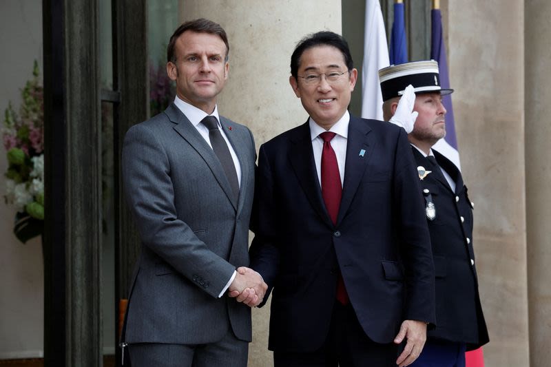 France, Japan to start talks on reciprocal troops pact