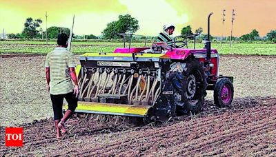 Super Seeder dominates CRM machine market in Punjab | Chandigarh News - Times of India