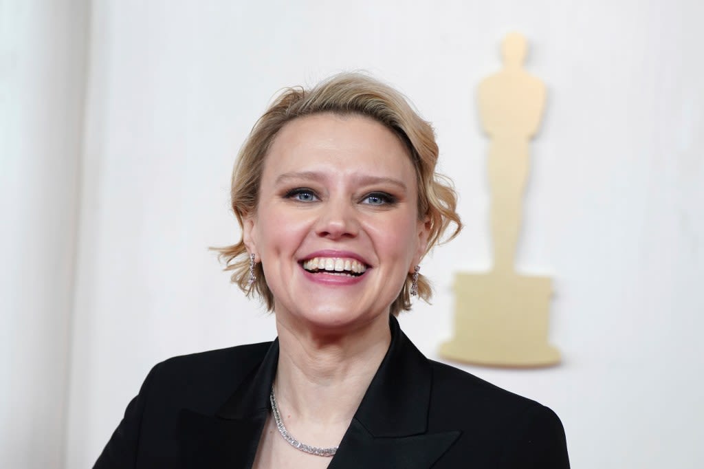 Anderson’s Bookshop bringing Kate McKinnon, Kelly Bishop, Jodi Picoult and more to Naperville area this fall