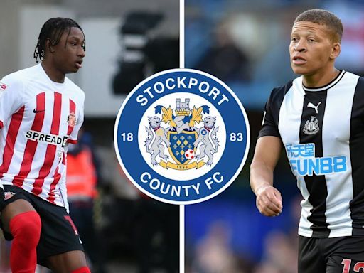 Dwight Gayle joins: 2 signings Stockport County should try make before Cambridge United match on August 10th