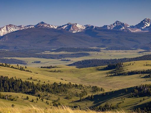 This $21.7 million ranch for sale in Montana once served as a hideout for a Soviet pilot who defected in a MiG-25. Take a look.