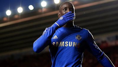 Demba Ba le recordó a la Argentina haber recibido nazis en los 40‘’