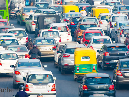 Bengaluru Traffic: Viral Google Map screenshot shows walking is faster than driving 6 km; netizens voice frustration - The Economic Times