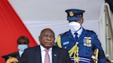 Un panel valora las acusaciones contra el presidente sudafricano por ocultar un robo millonario