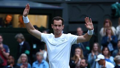 Andy Murray: Roger Federer leads tributes in emotional Wimbledon ceremony