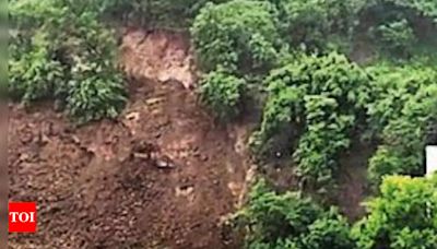 Landslides snap surface communication in several Arunachal Pradesh districts | Itanagar News - Times of India