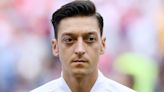 Irreconocible: el drástico cambio físico de Mesut Özil tras alejarse de las canchas de fútbol