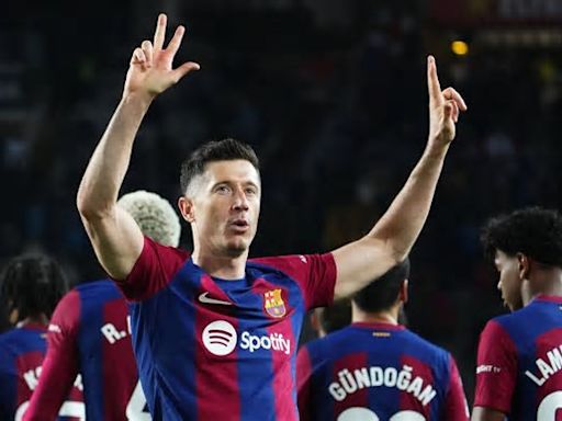 Barcelona siegt dank Lewandowski-Hattrick - ter Stegen patzt schwer