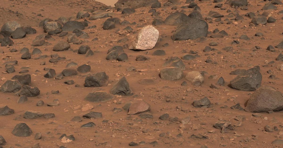 NASA rover discovers mysterious light-toned boulder "never observed before" on Mars