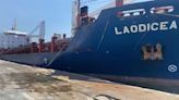 Sale de Líbano buque al que Kiev acusa de sacar grano robado