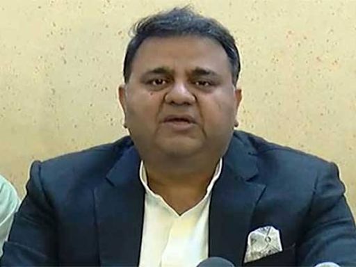 PTI leadership lacks strategy for Imran Khan's release from jail: Fawad Chaudhry