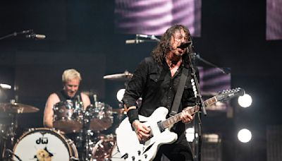 Foo Fighters Dedicate 'My Hero' to Steve Albini - SPIN