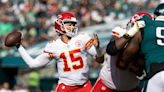 VIDEO: How will Patrick Mahomes deal with the Eagles’ historic pass rush in Super Bowl LVII?