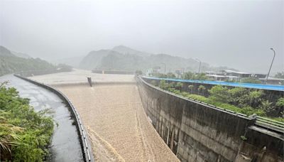 全台雨彈狂炸！基隆員山子水位超過警戒線 急啟分洪