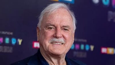 John Cleese gibt 20.000 Euro pro Jahr für Stammzellen-Therapie aus