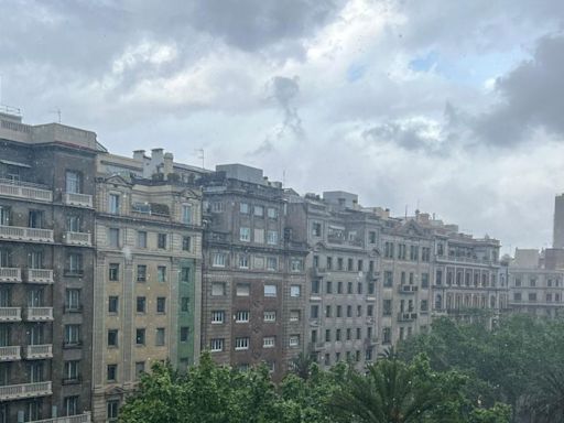 Barcelona, preparada para el giro total que llega tras el calor veraniego: el Meteocat ya tiene claro cuándo lloverá